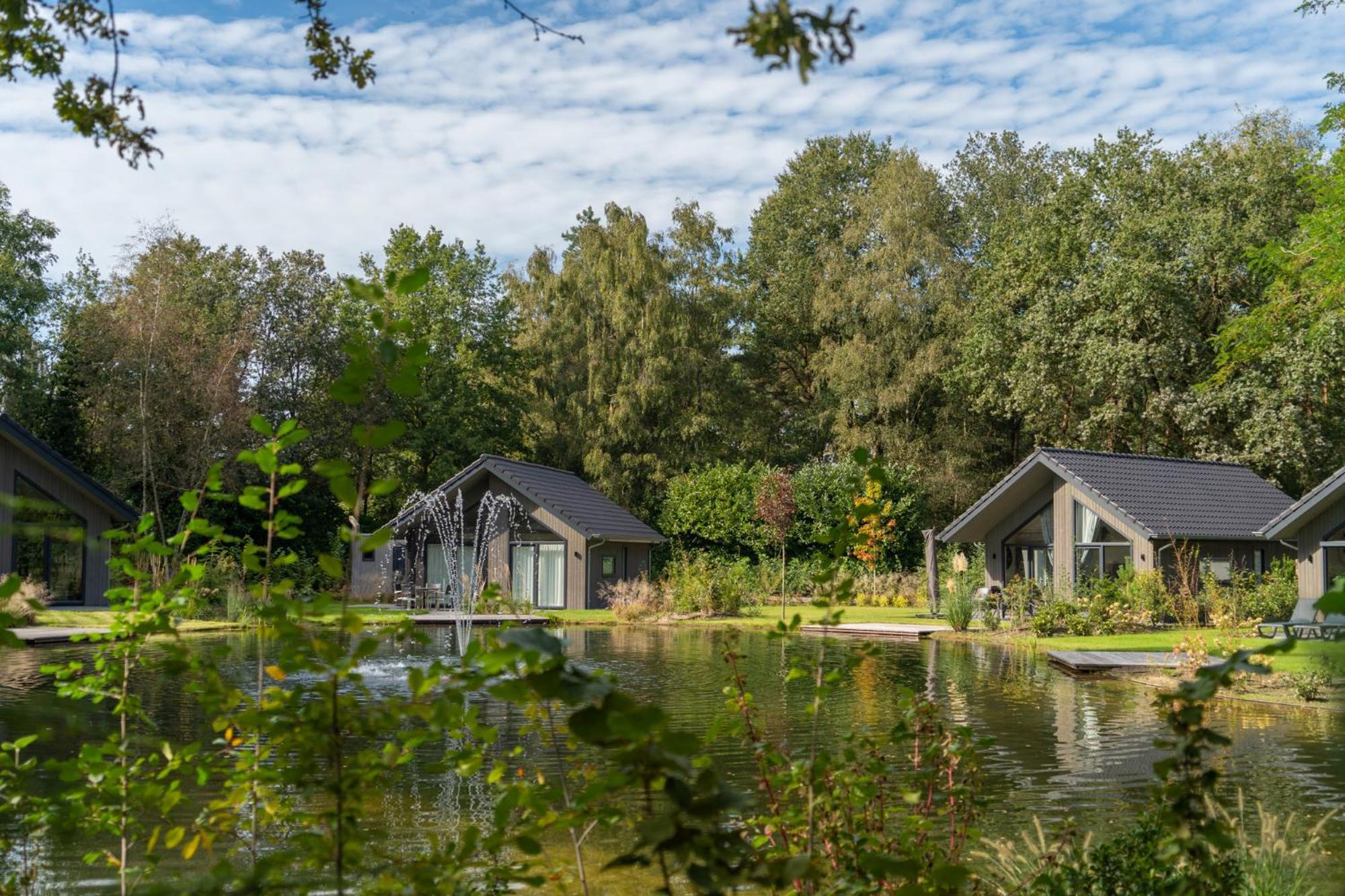 Vakantiepark Latour Villa Oirschot Buitenkant foto